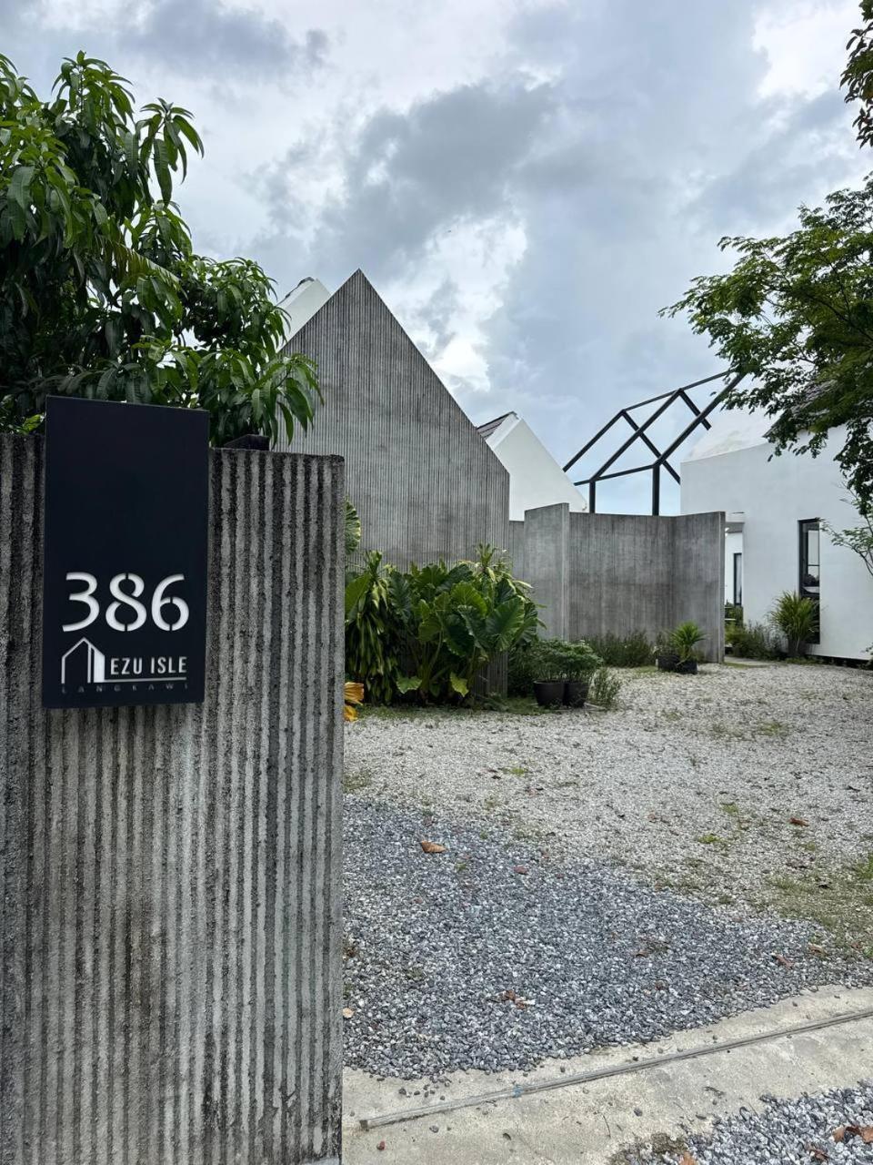 Ezu Isle Langkawi Pool Villa Pantai Cenang  Exterior photo