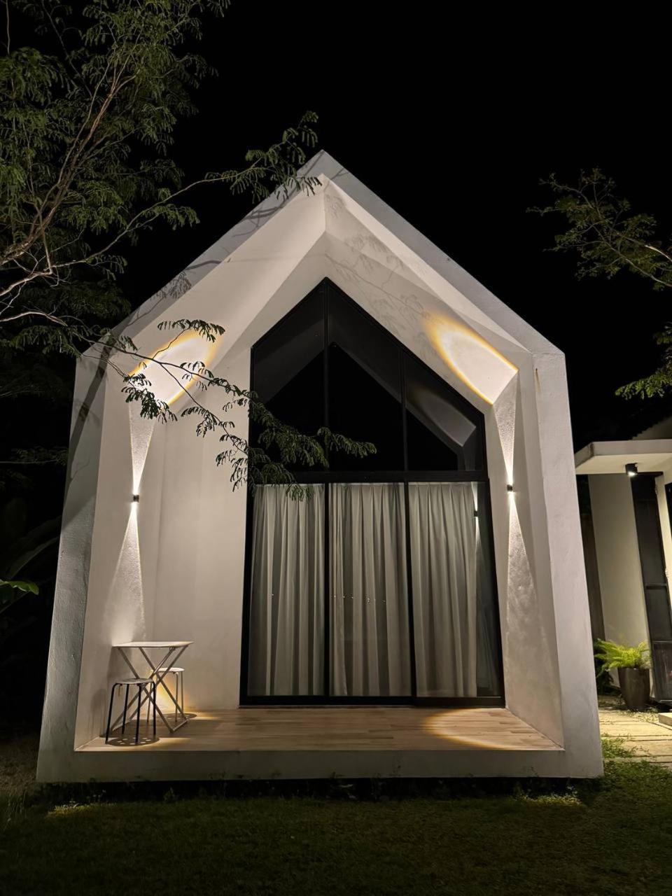 Ezu Isle Langkawi Pool Villa Pantai Cenang  Exterior photo